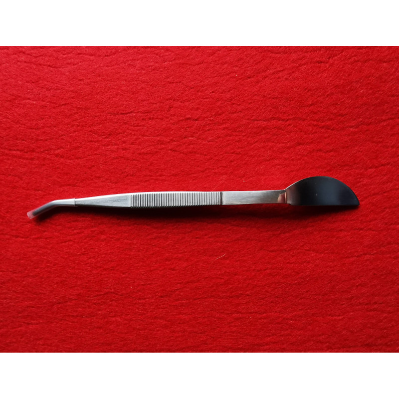 pincette courbée + spatule Ryuga