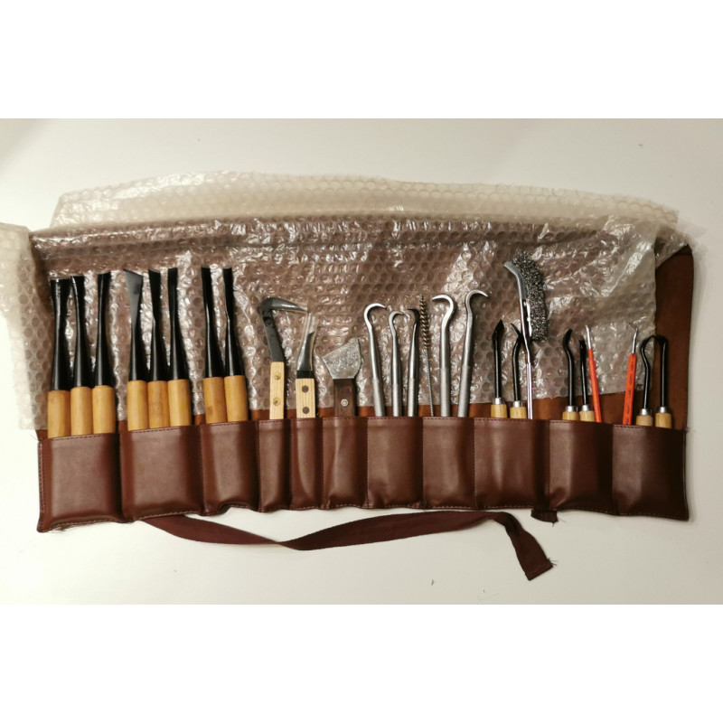 Trousse à outils complète bois mort - Ryuga 26 outils