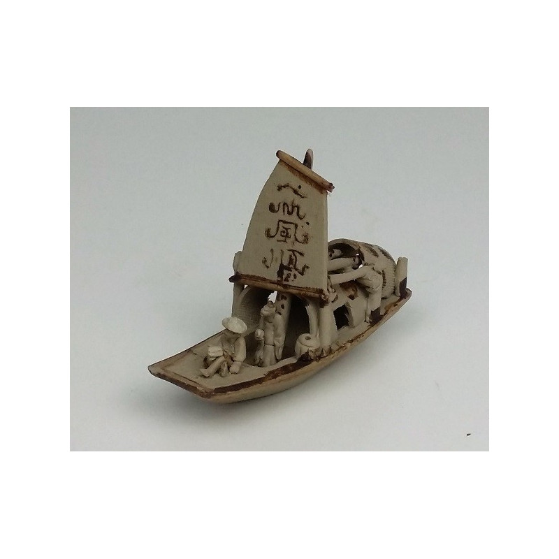 Bateau pêcheur miniature pour penjing 050