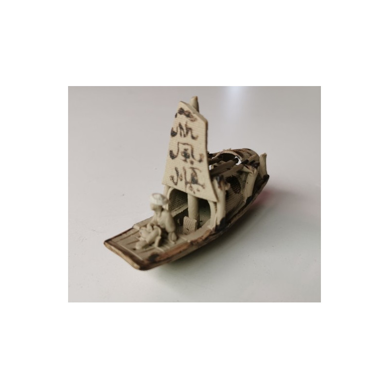 Bateau pêcheur miniature pour penjing 040